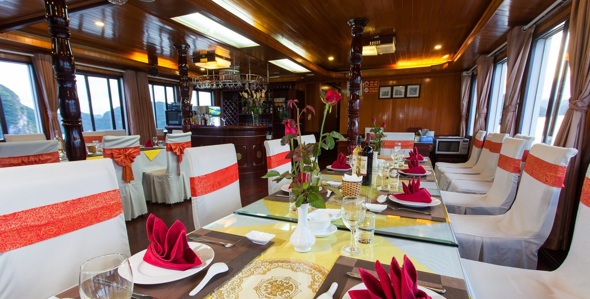 Halong Lavender Cruises Hotel Ха Лонг Екстериор снимка