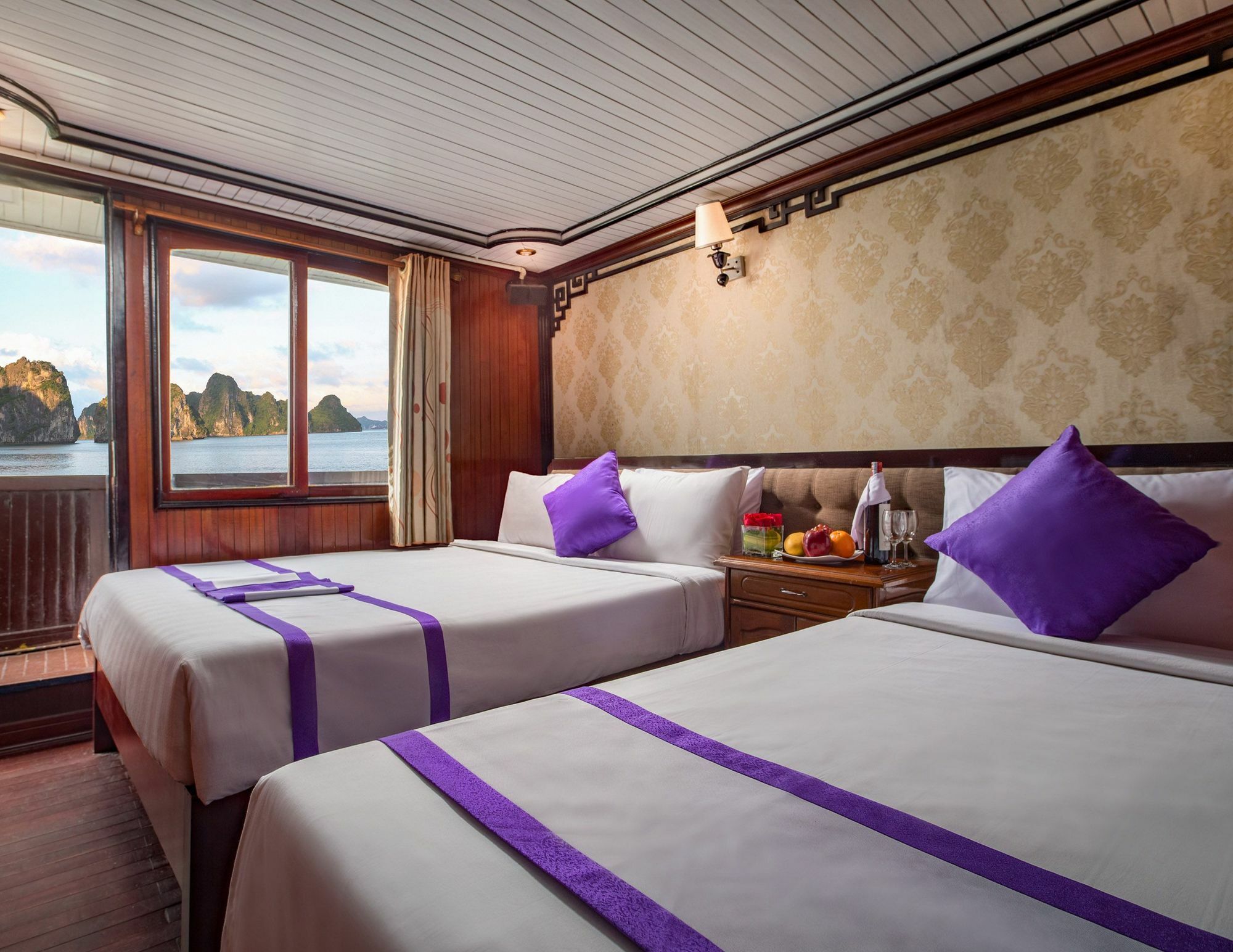 Halong Lavender Cruises Hotel Ха Лонг Екстериор снимка