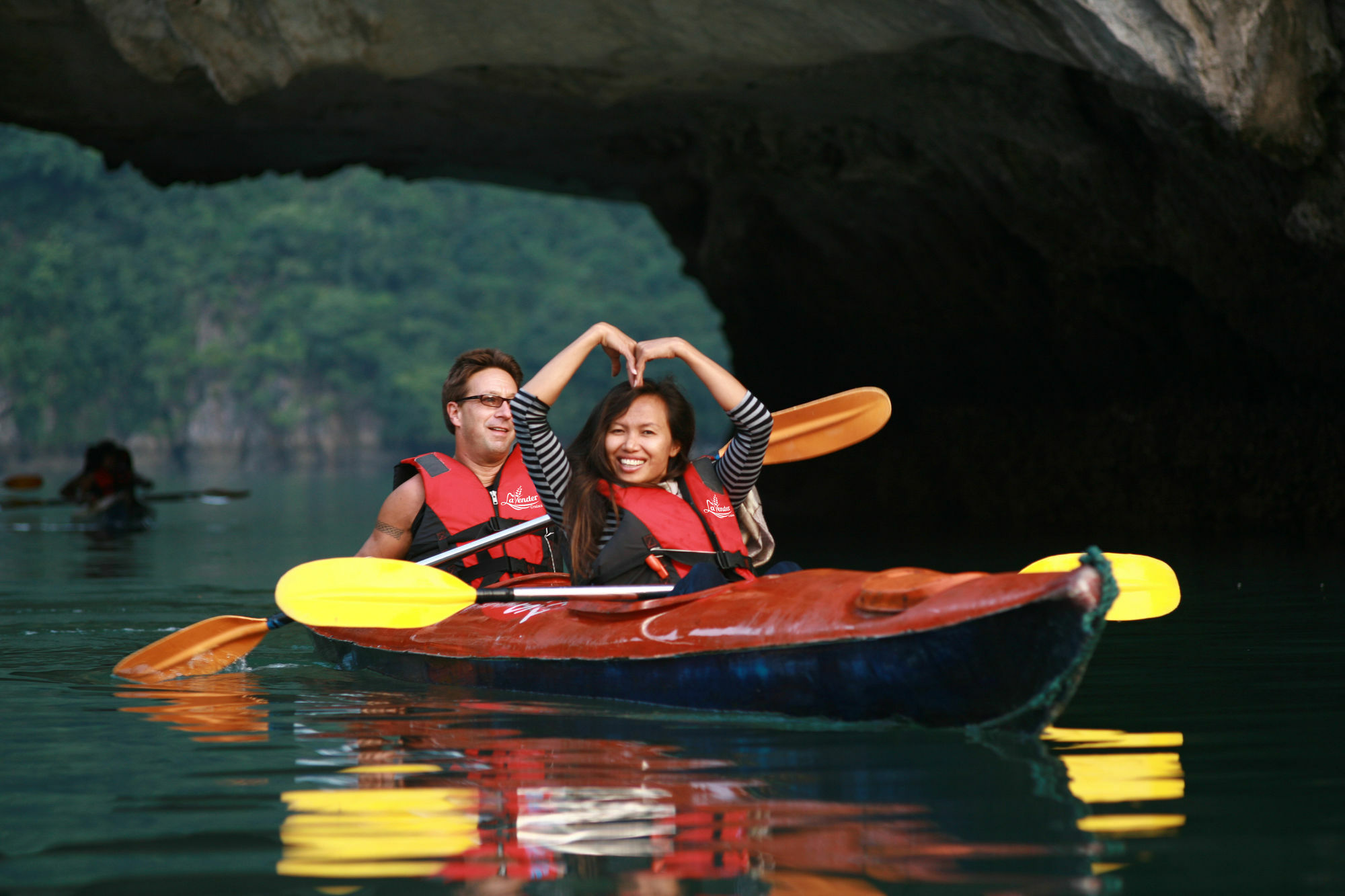 Halong Lavender Cruises Hotel Ха Лонг Екстериор снимка